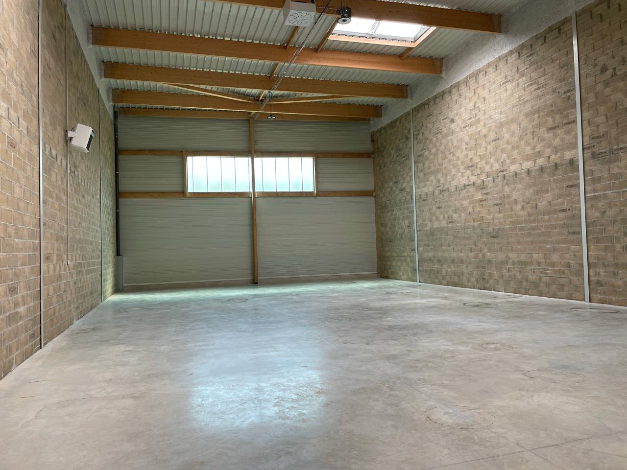 Local d'activité Coupvray 1832m² Location local d'activité Coupvray Seine-et-Marne OLACT2316528 1
